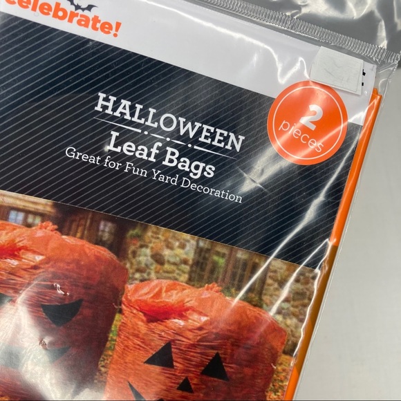 Halloween Leaf Bags Stuff A Pumpkin Jack-O-Lantern - Picture 6 of 8